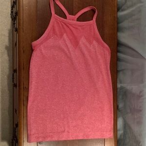 Oiselle tank size small
